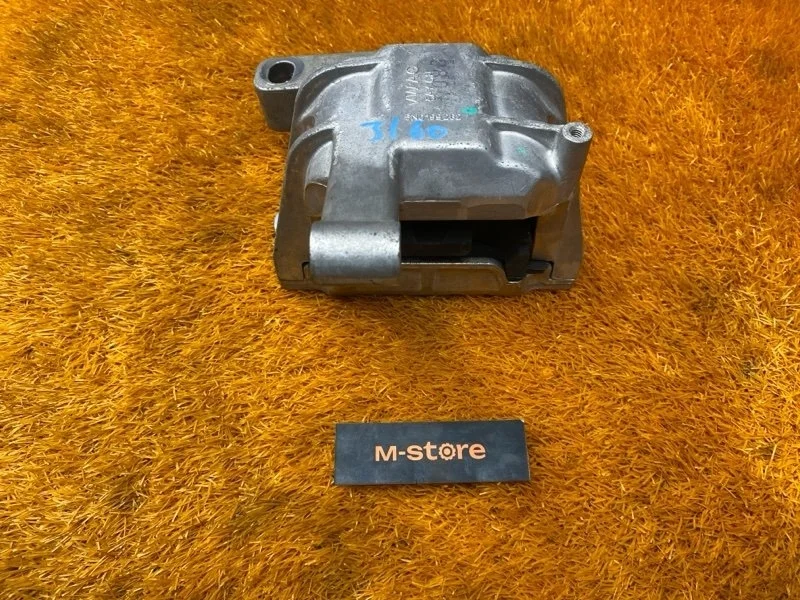 Подушка двигателя Audi Q3 2012 5N0199262G 8U CPSA, правая