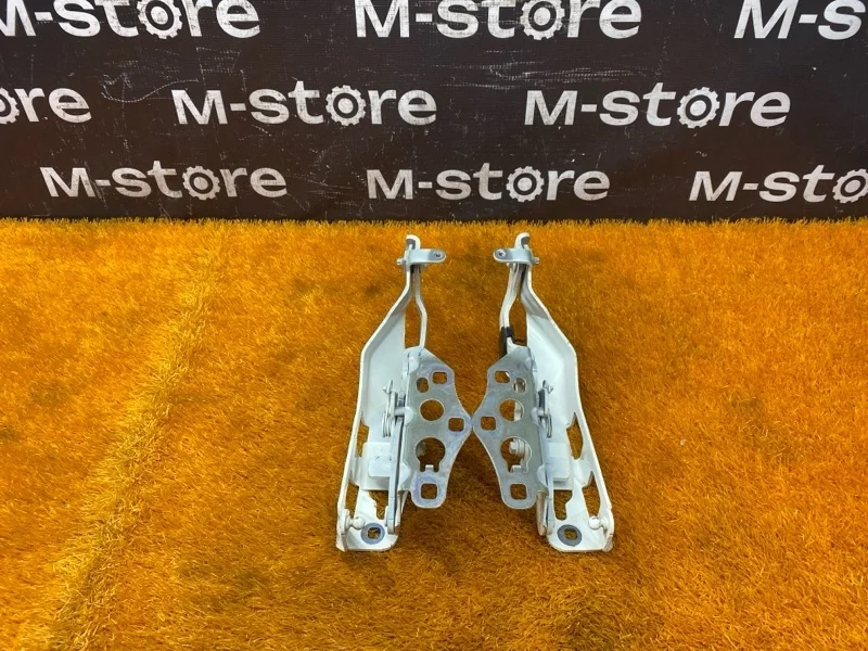 Петля капота Mercedes-Benz C-Class 2014 A2058800828 W205 274.920