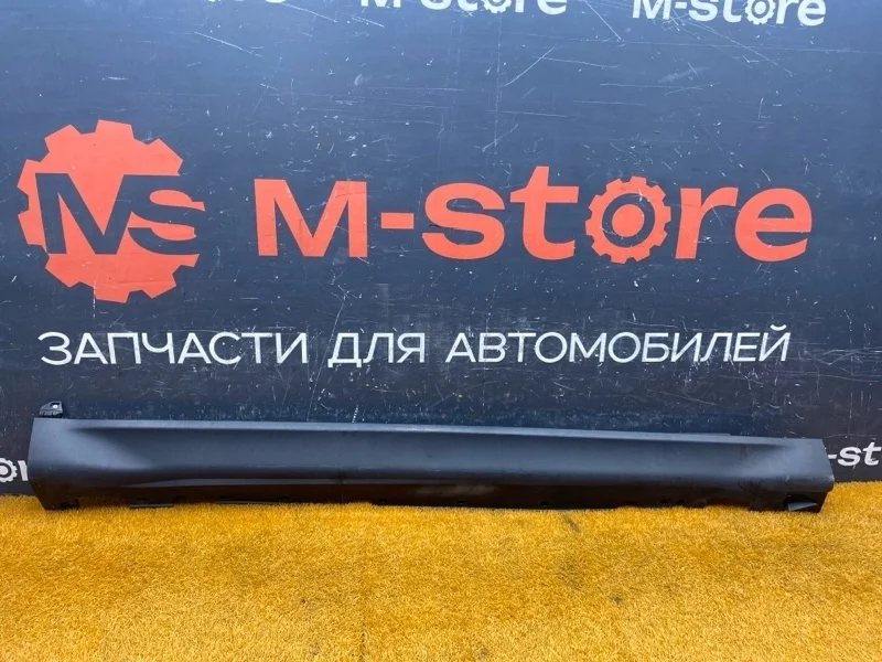 Накладка на порог Bmw X5 2011 51777191242 E70 N55B30A, правая