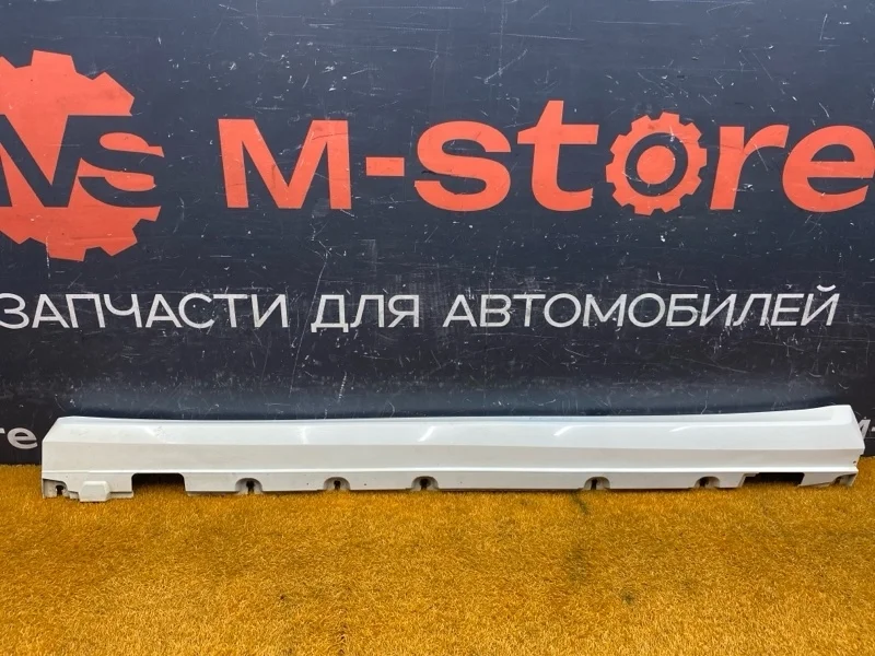 Накладка на порог Mercedes-Benz Glk-Class 2011 A2046982254 X204 272.948, левая