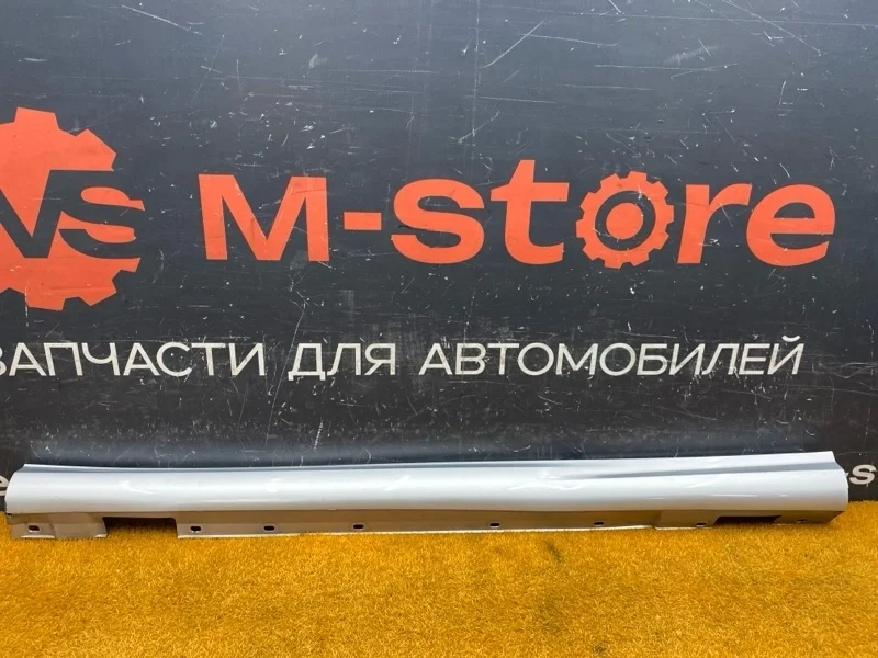 Накладка на порог Mercedes-Benz C-Class 2012 A2046981354 W204 271.860, левая