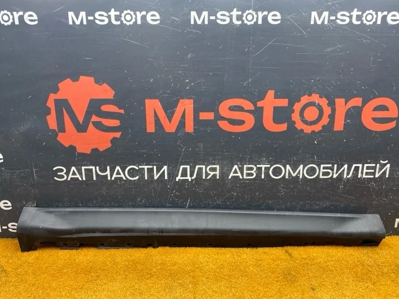 Накладка на порог Bmw X5 2008 51777191242 E70 N52B30A, правая