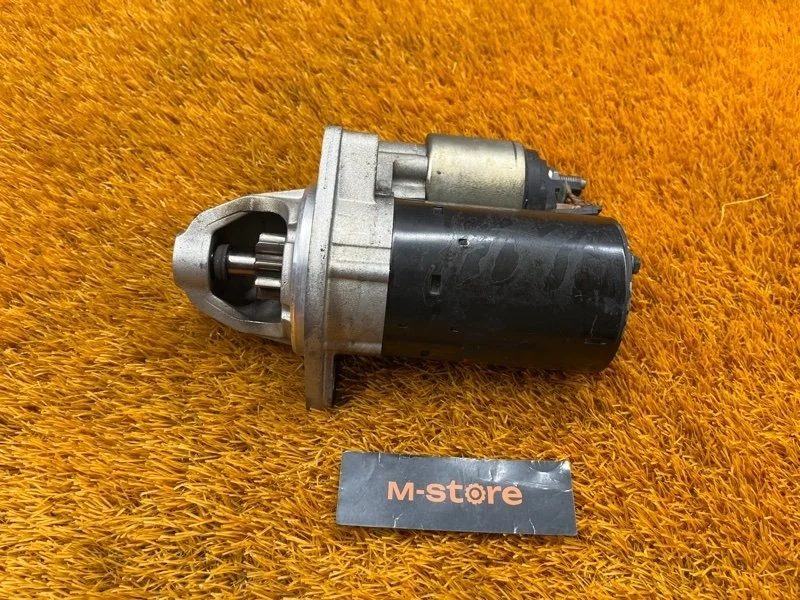 Стартер Bmw X3 2007 12417521123 E83 N52B25A