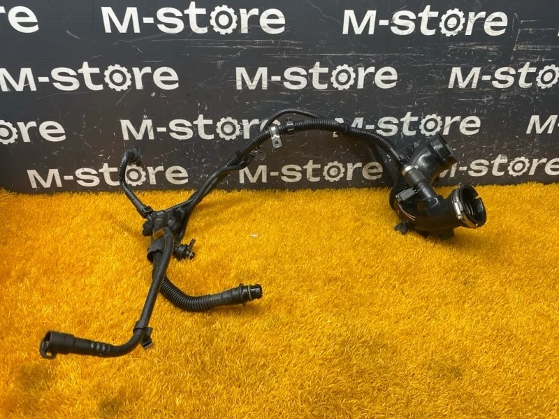 Патрубок воздушного фильтра Mercedes-Benz C-Class 2014 A2740900029 W205 274.920