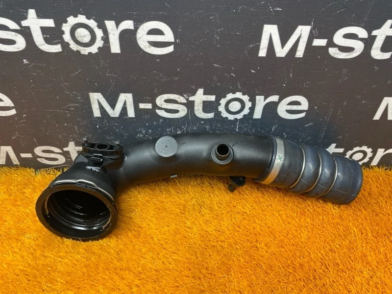 Патрубок интеркулера Bmw X5 2011 13717588268 E70 N55B30A