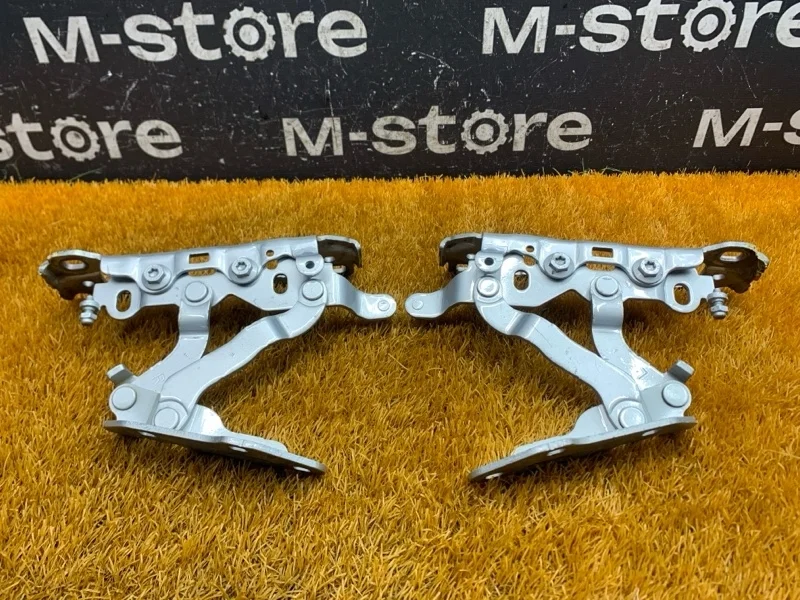 Петля капота Mercedes-Benz C-Class 2012 A2048800828 W204 271.860