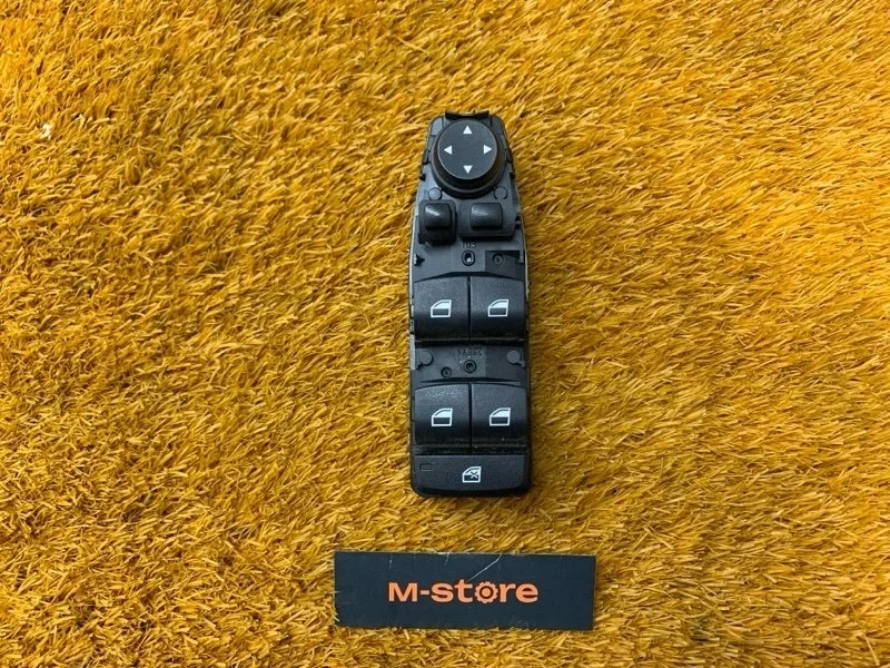 Блок управления стеклоподъемниками Bmw X3 2012 9208111 F25 N20B20A, передний левый