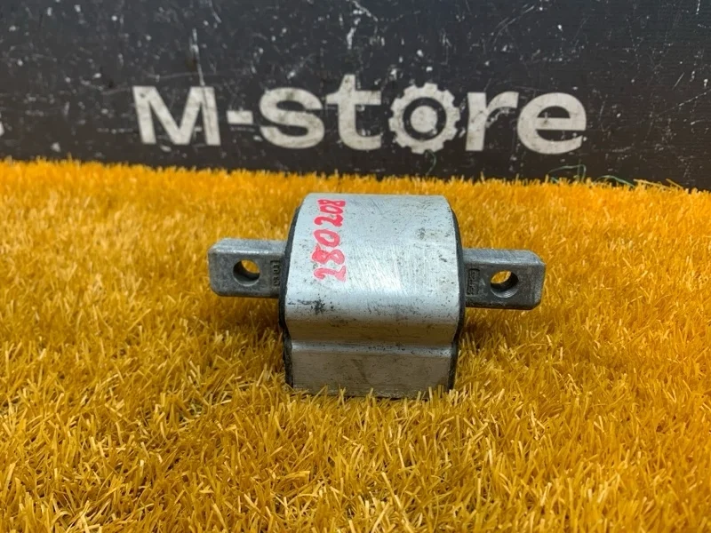 Подушка кпп Mercedes-Benz Cls-Class 2006 A2202400518 W219 273.960