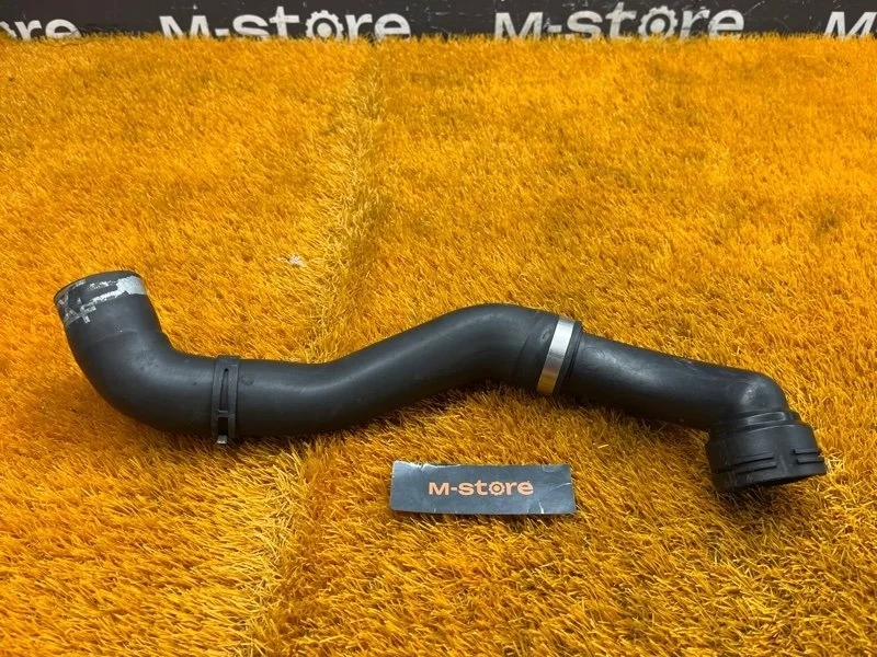 Патрубок радиатора верхний Porsche Cayenne 2007 7L5122051D 957 M4801