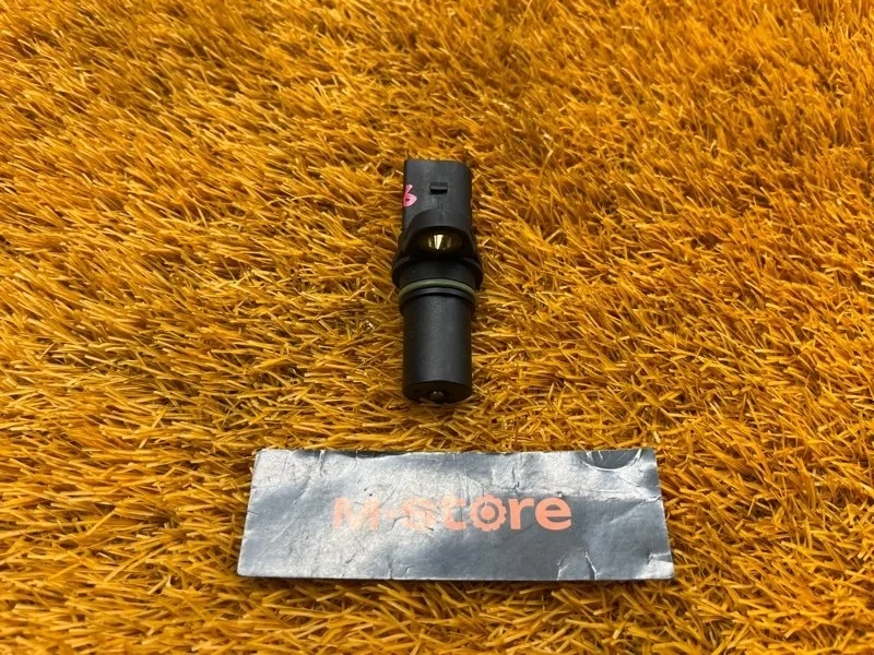 Датчик положения коленвала Audi A4 2010 06H906433 B8/8K CDHB