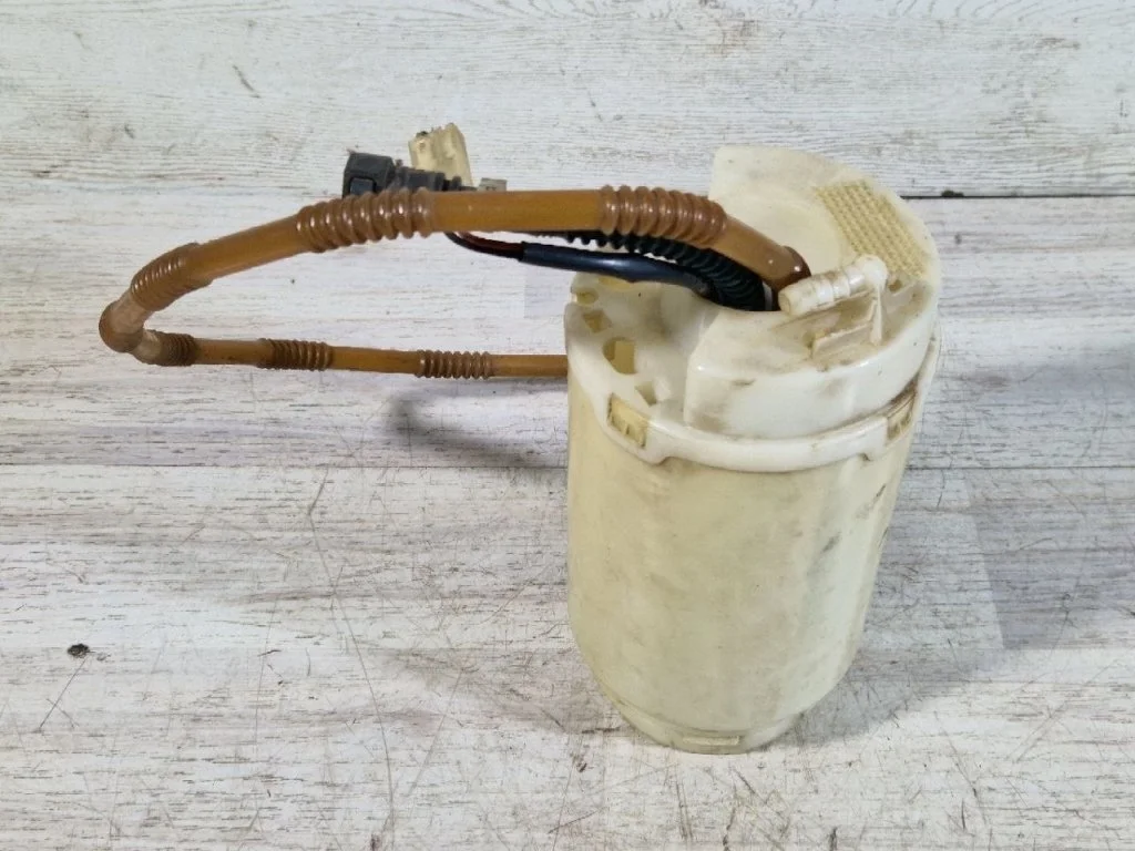 Топливный насос Volkswagen Touareg