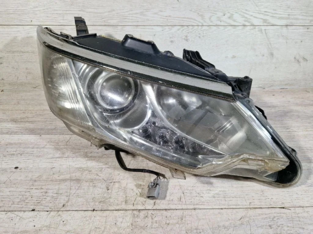 Фара Toyota Camry V55