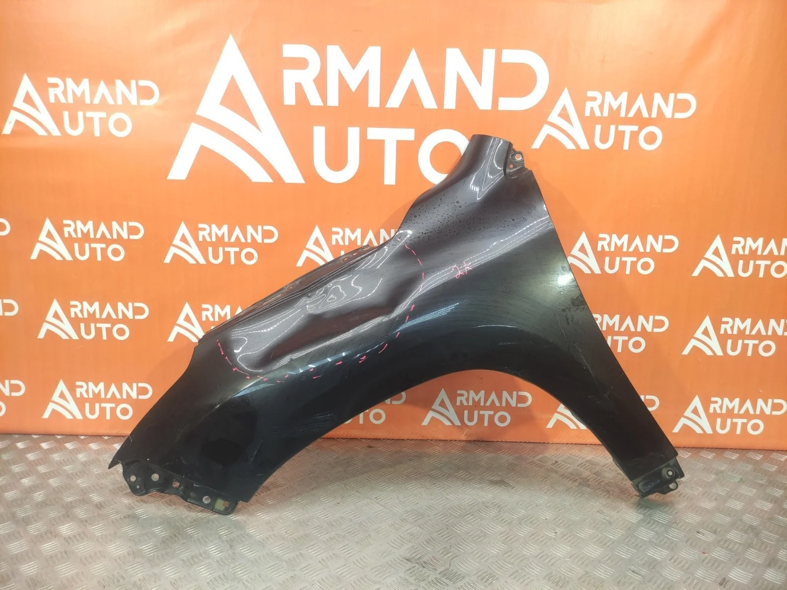 Крыло Lexus LX 2015-2023 URJ200