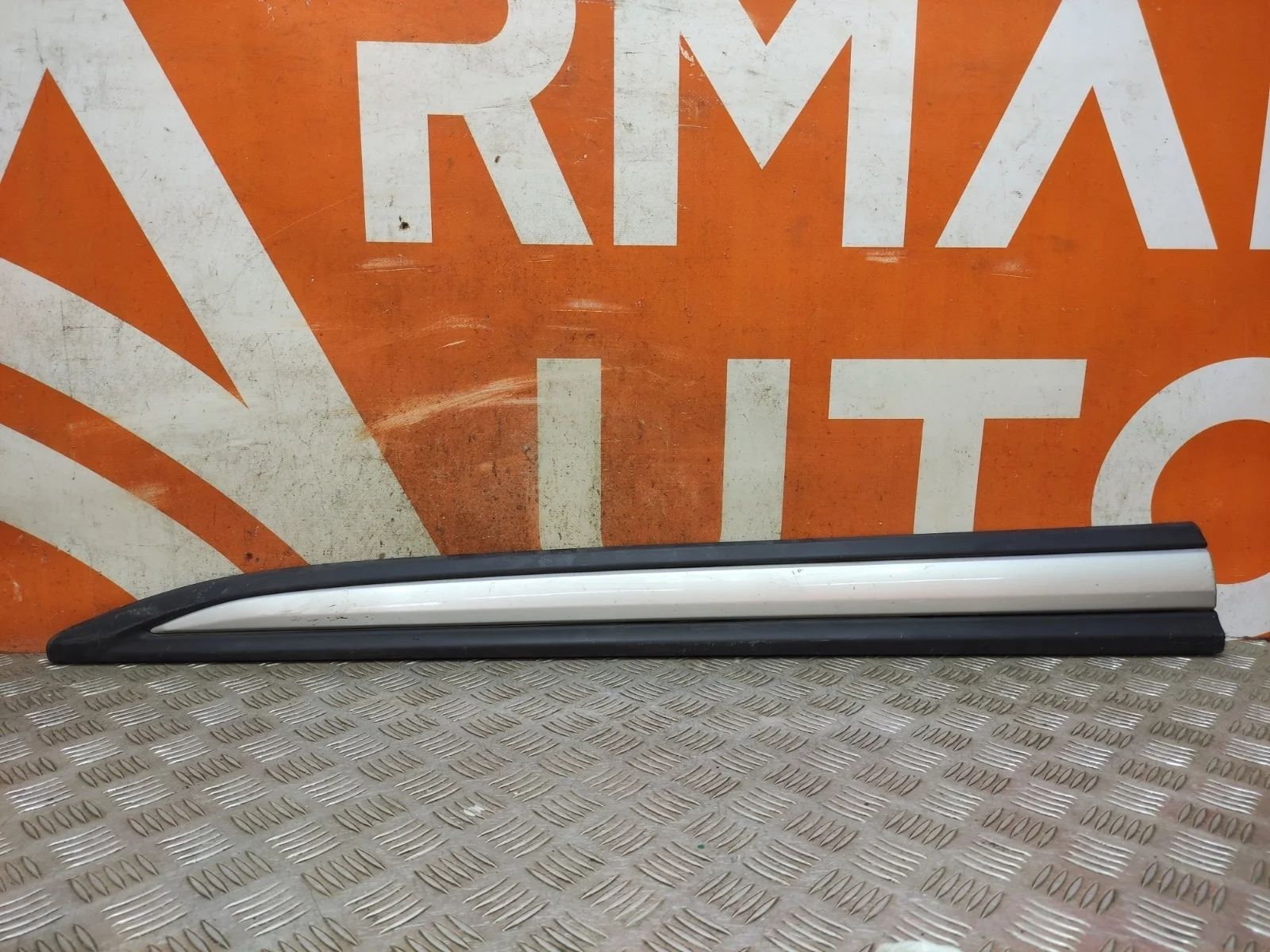 Молдинг двери Mitsubishi Outlander 2015-нв 3