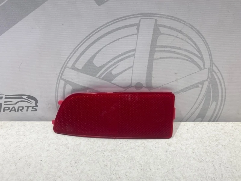 Отражатель в задний бампер правый Mercedes-benz Sprinter W906