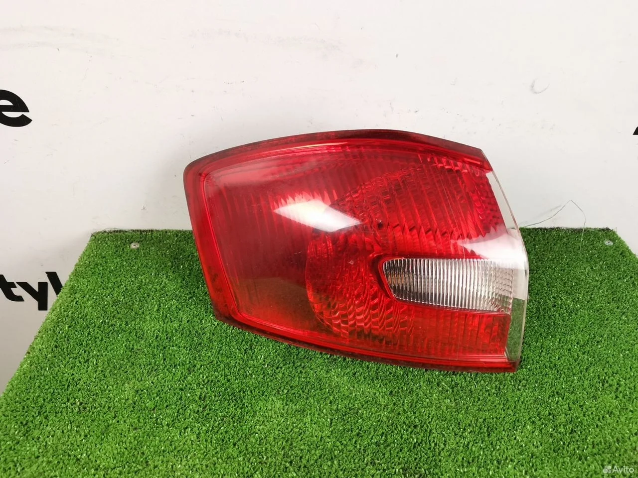 Фонарь левый в крыло ford kuga 1 2008-2012