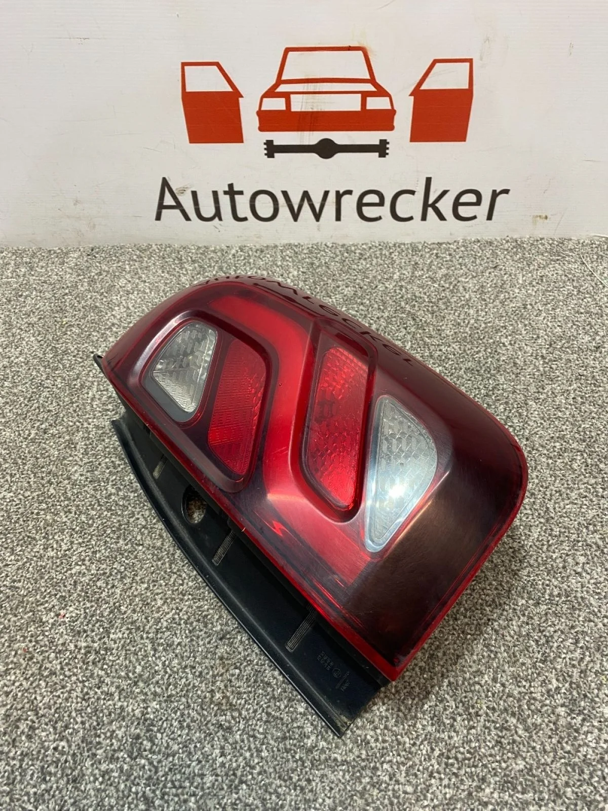 Фонарь задний правый Renault Duster I рестайлинг (2015—2021)