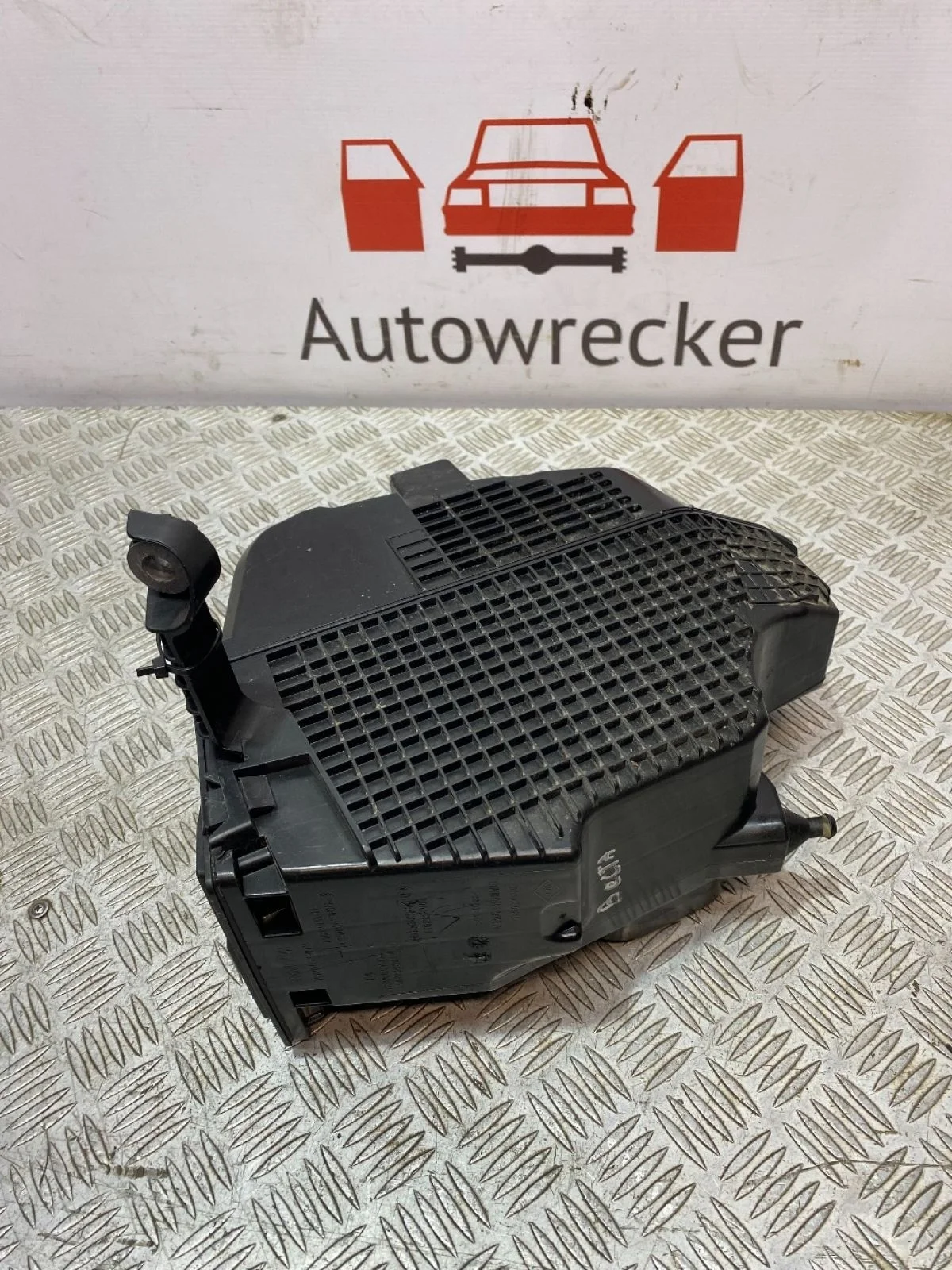 Корпус воздушного фильтра ВАЗ (LADA) Vesta I (2015—2023)