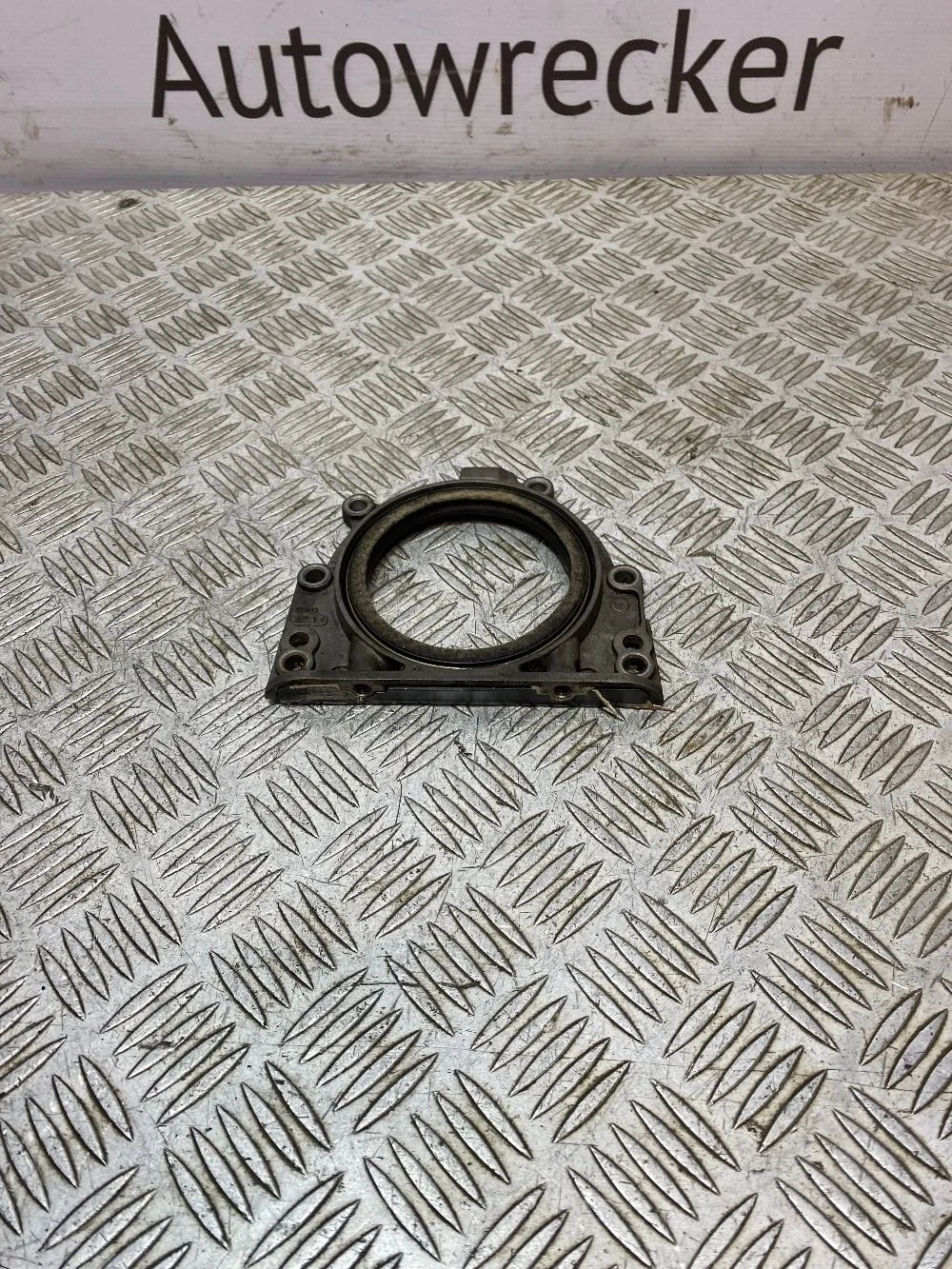 Крышка коленвала задняя Skoda Octavia I рестайлинг (2000—2011)