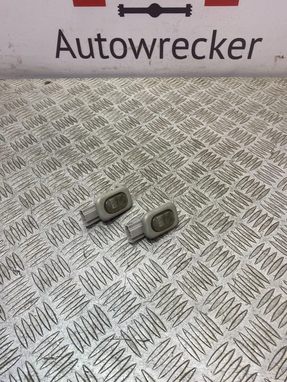 Плафон салонный Skoda Octavia I рестайлинг (2000—2011)