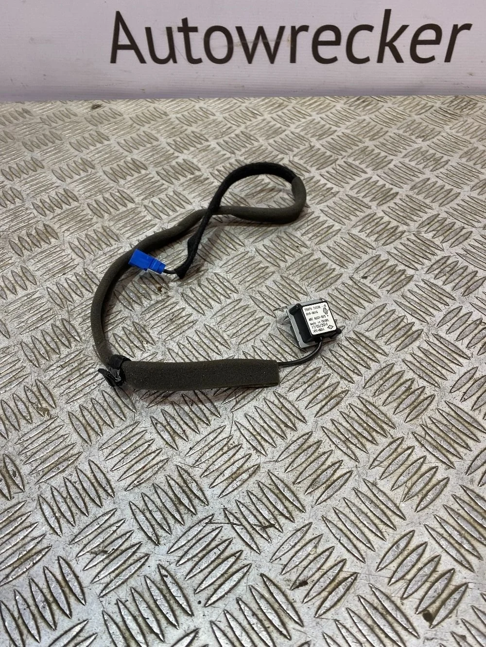 Антенна ВАЗ (LADA) XRAY I (2015—2022)