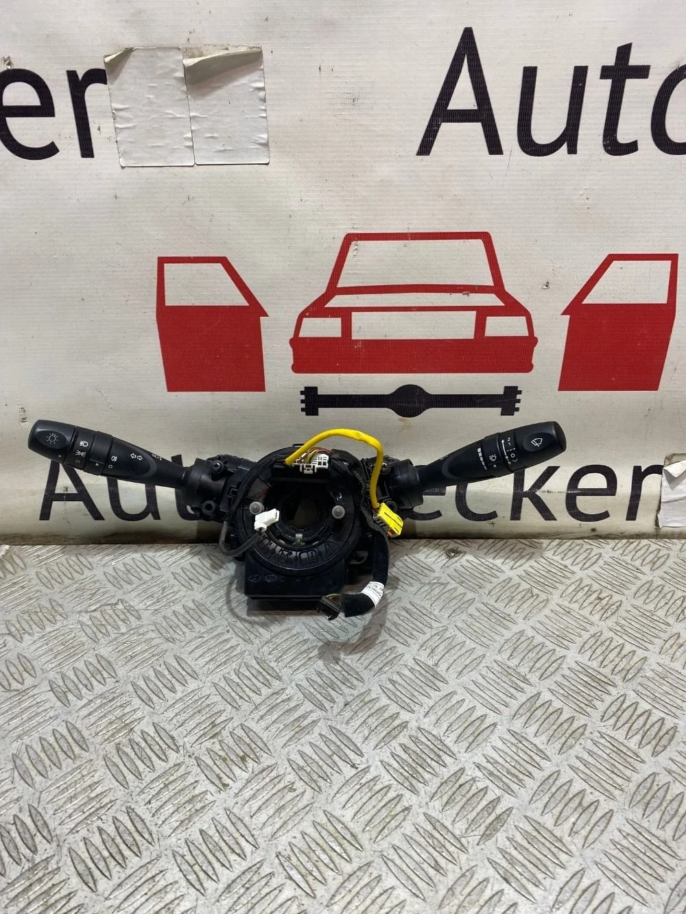 Переключатель подрулевой Hyundai Solaris II (2017—2020)