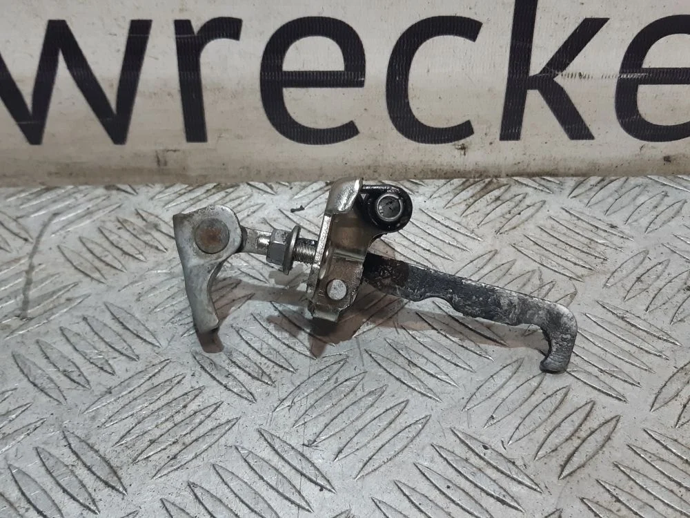 Ограничитель двери ВАЗ (LADA) XRAY I (2015—2022)