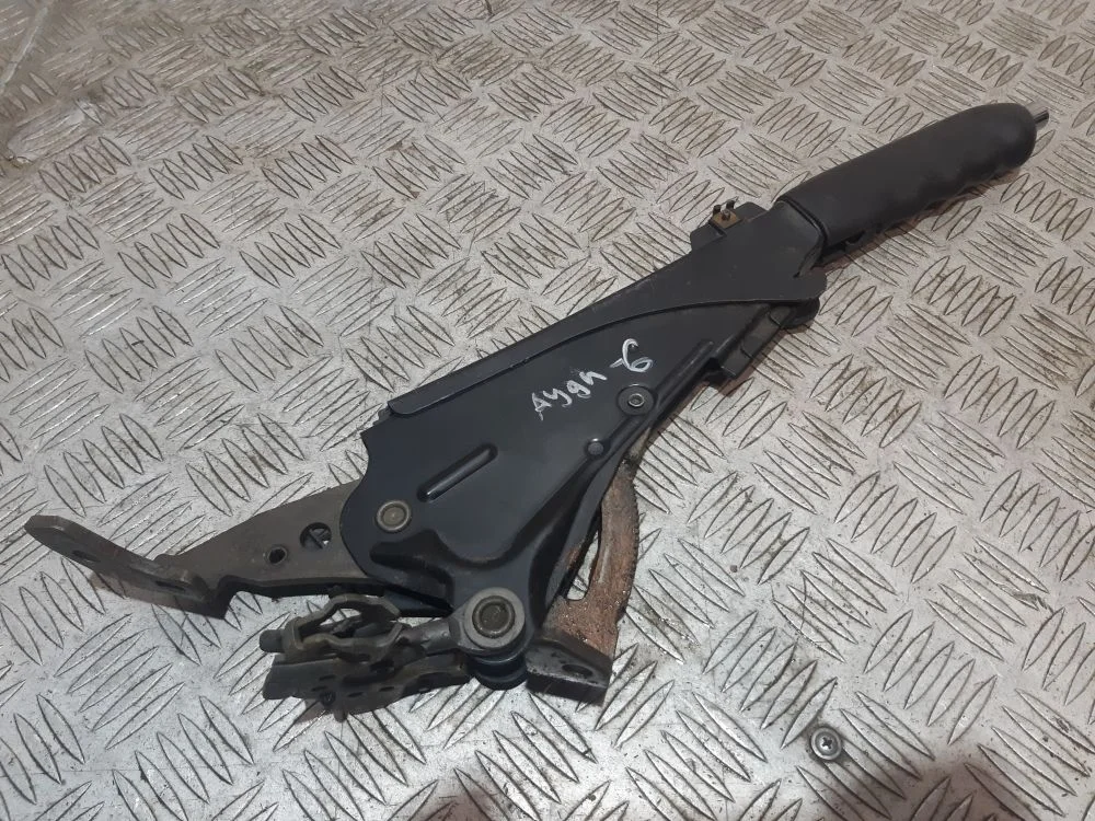 Рычаг стояночного тормоза Audi A6 C5 рестайлинг (2001—2004)