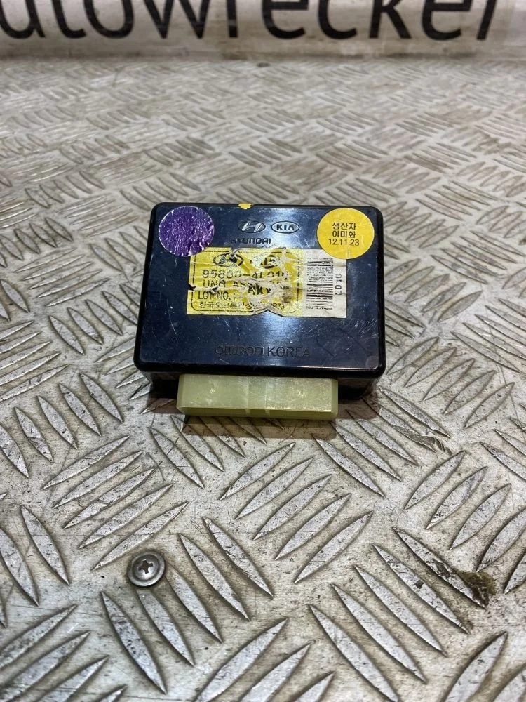 Блок управления светом Kia Rio III (2011—2015)