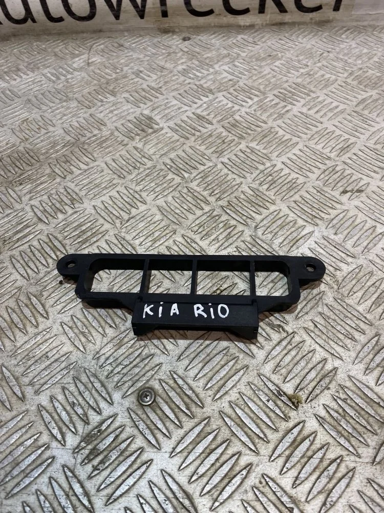 Воздухозаборник Kia Rio III (2011—2015)