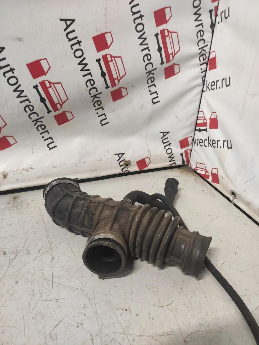 Патрубок воздушного фильтра Daewoo Nexia I (1995—2008)