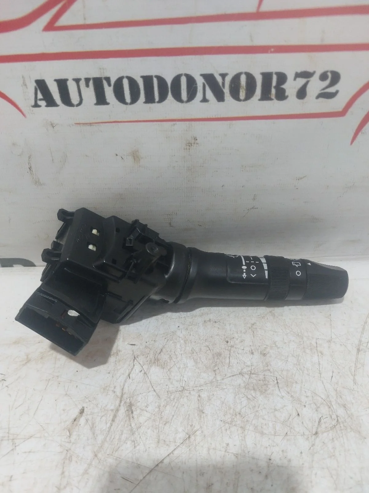 Переключатель стеклоочистителей Hyundai Solaris I (2010—2014)