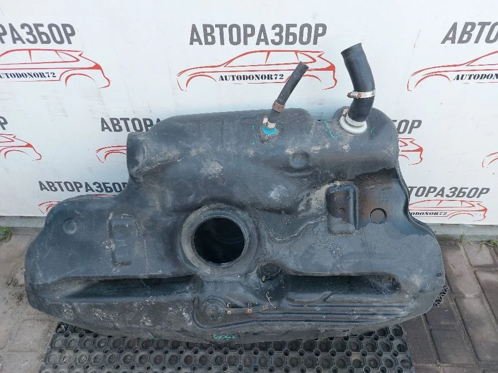 Бак топливный Toyota Avensis T250 рестайлинг (2006—2009)