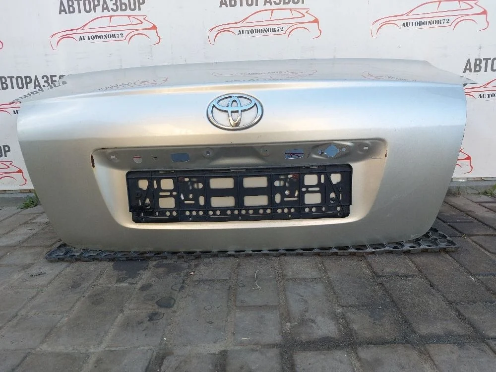 Крышка багажника Toyota Avensis T250 рестайлинг (2006—2009)