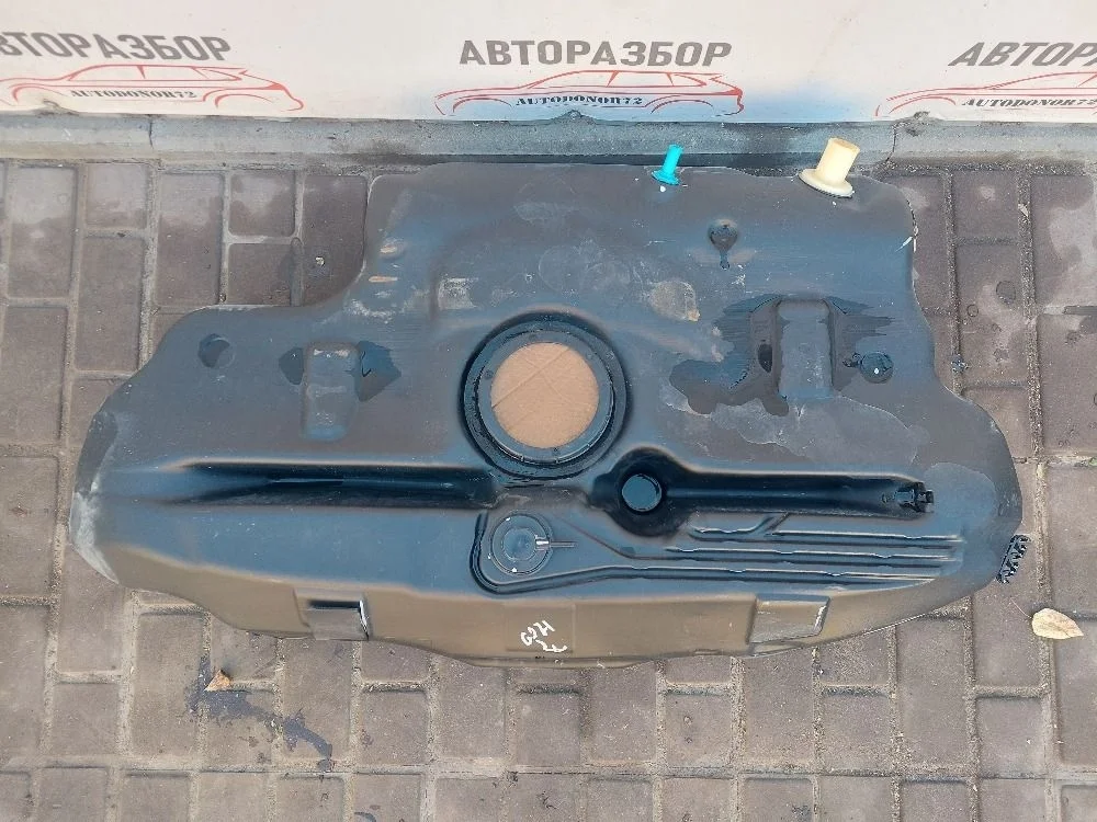 Бак топливный Toyota Avensis T250 рестайлинг (2006—2009)