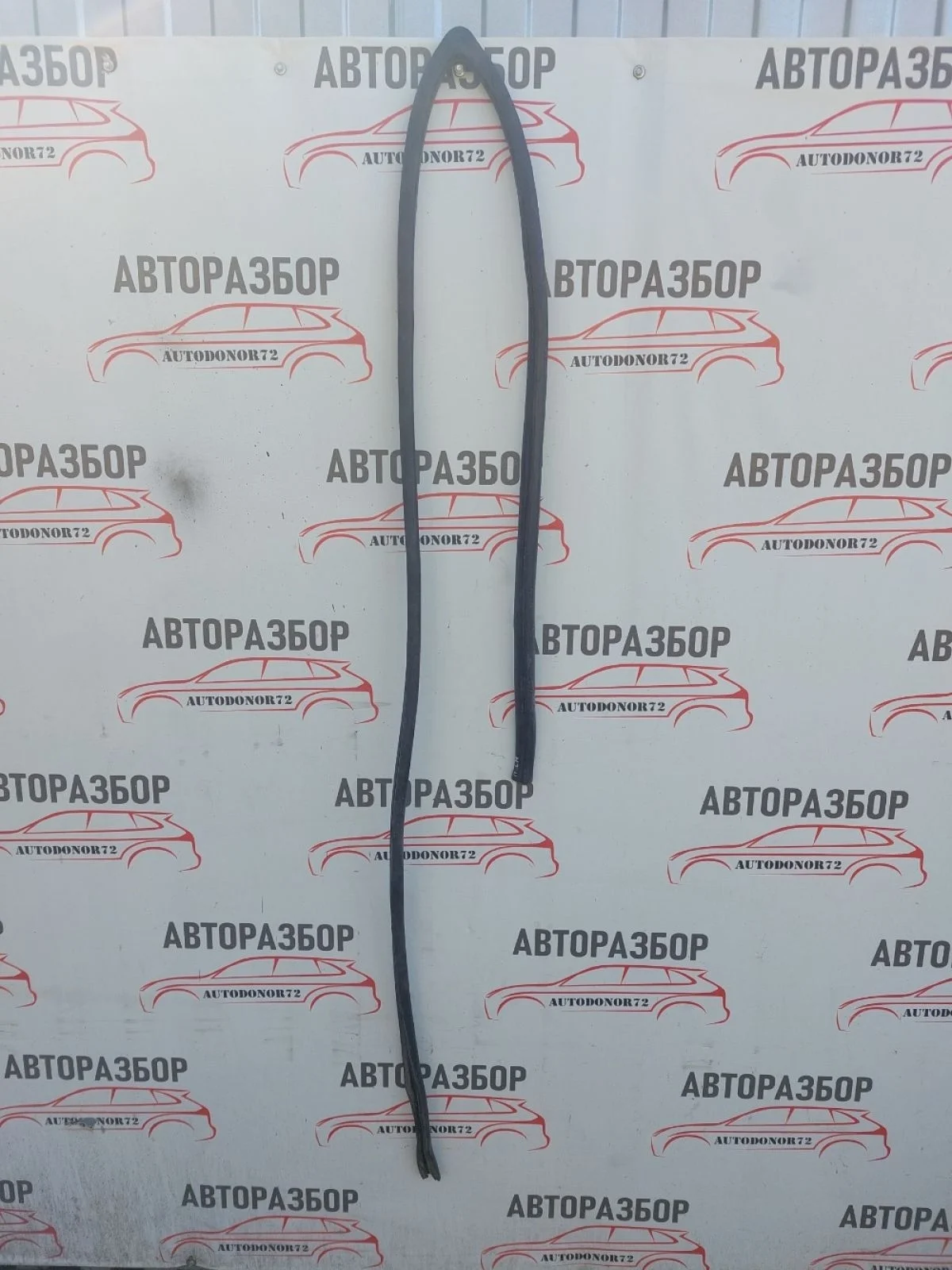 Уплотнитель проёма перед лев двери Toyota Avensis T250 рестайлинг (2006—2009)