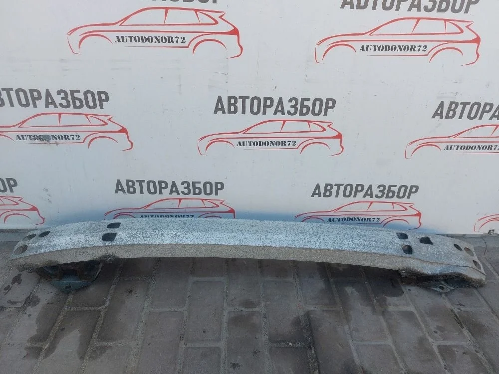 Усилитель заднего бампера Toyota Avensis T250 (2003—2006)