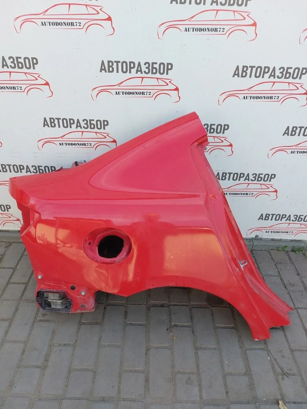 Крыло заднее правое Mazda 3 BK (2003—2006)