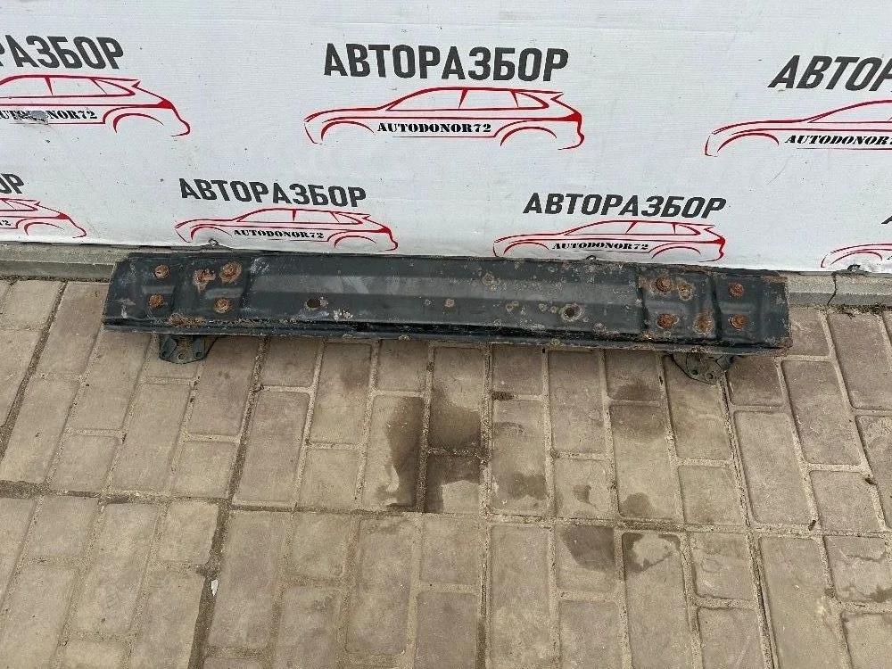 Усилитель заднего бампера Toyota Avensis T270 (2008—2011)