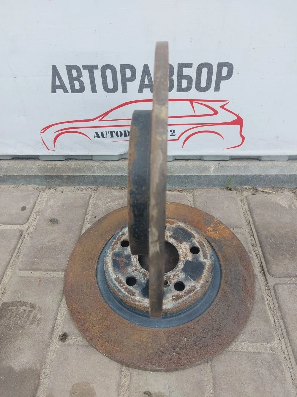 Диск тормозной задний Toyota Avensis T270 (2008—2011)