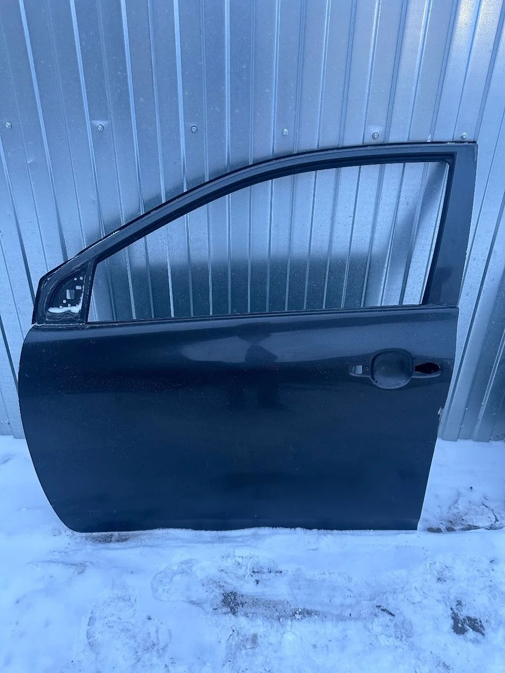 Дверь передняя левая Toyota Corolla X (2006—2010)