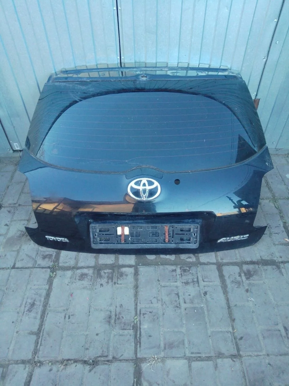 Крышка багажника Toyota Auris E150 (2006—2010)