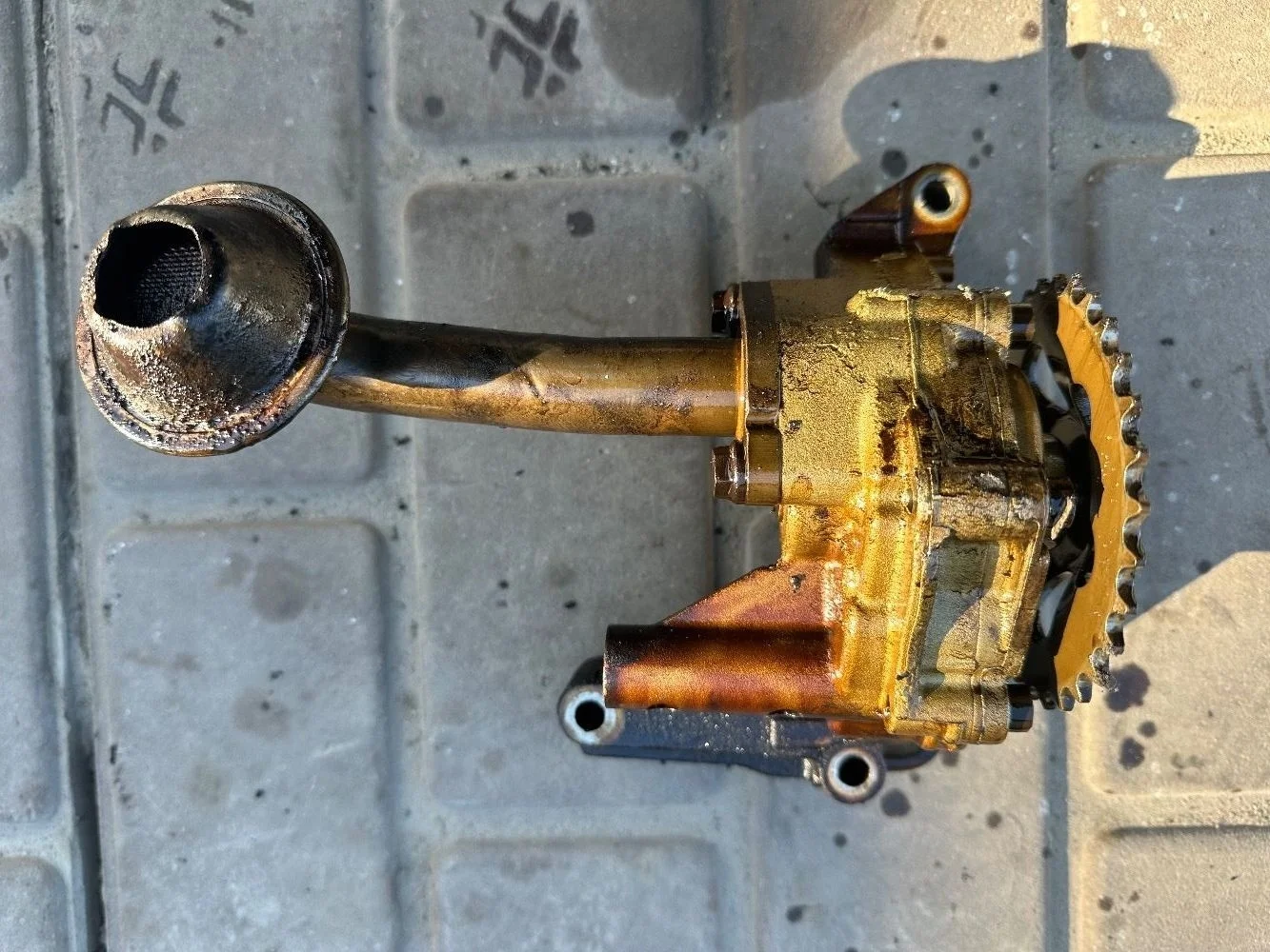 Маслянный насос Volkswagen Golf Plus I (2005—2009)