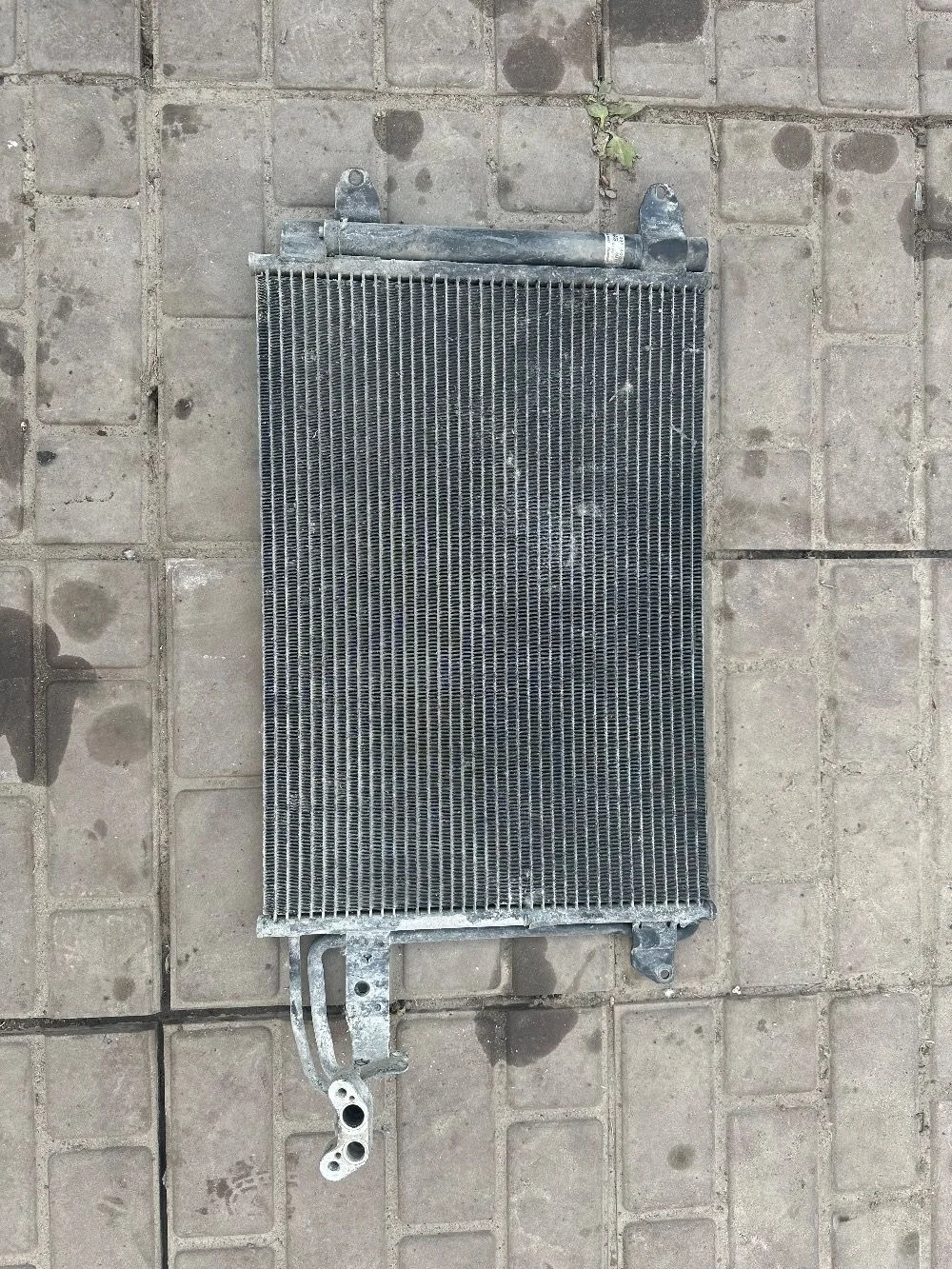 Радиатор кондиционера Volkswagen Golf Plus I (2005—2009)