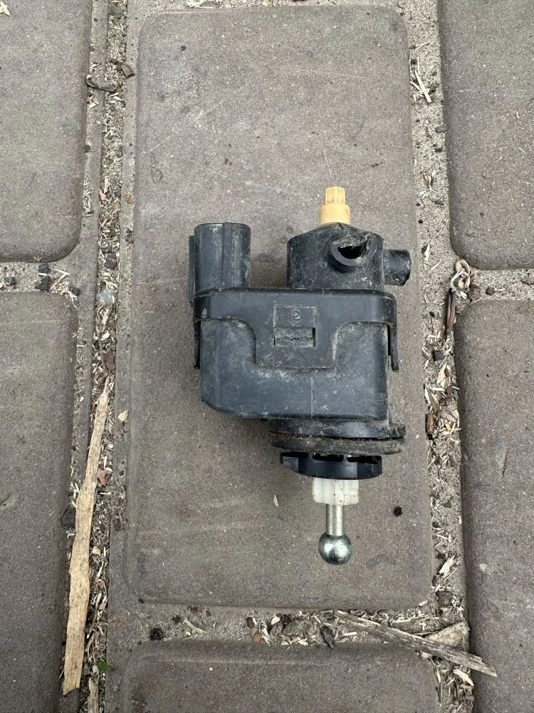 Корректор фары Honda Accord VIII (2007—2011)