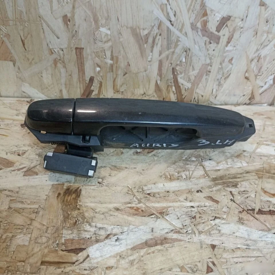 Ручка двери задней левой Toyota Yaris II (2005—2009)