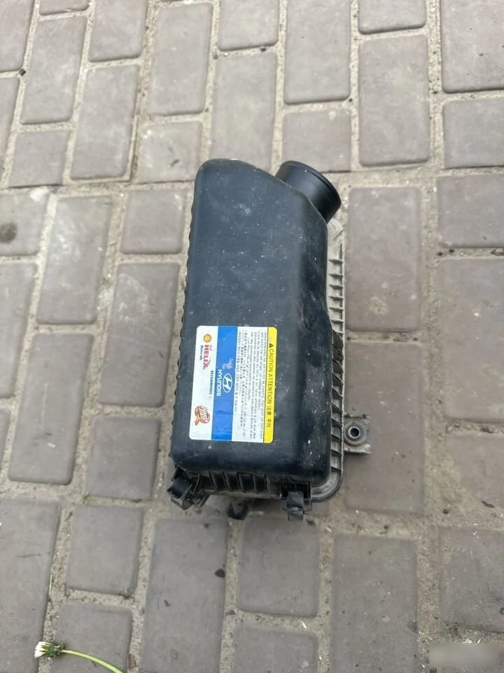 Корпус воздушного фильтра Hyundai Getz I (2002—2005)