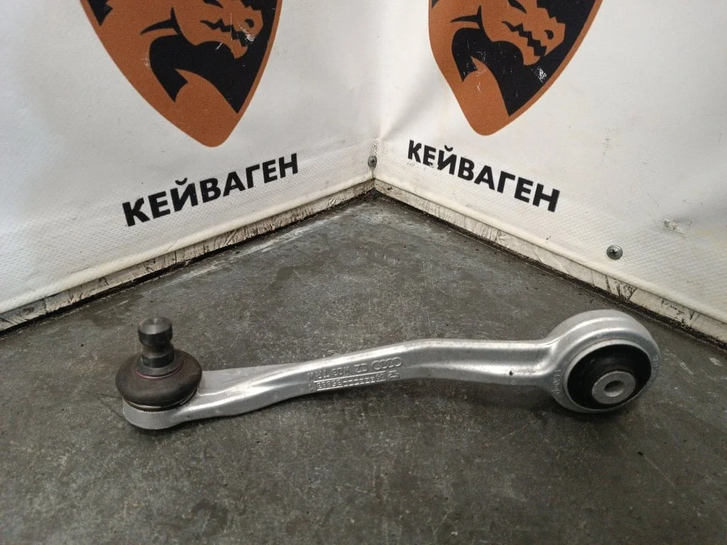 Рычаг подвески верхний Audi A4 2009 B8