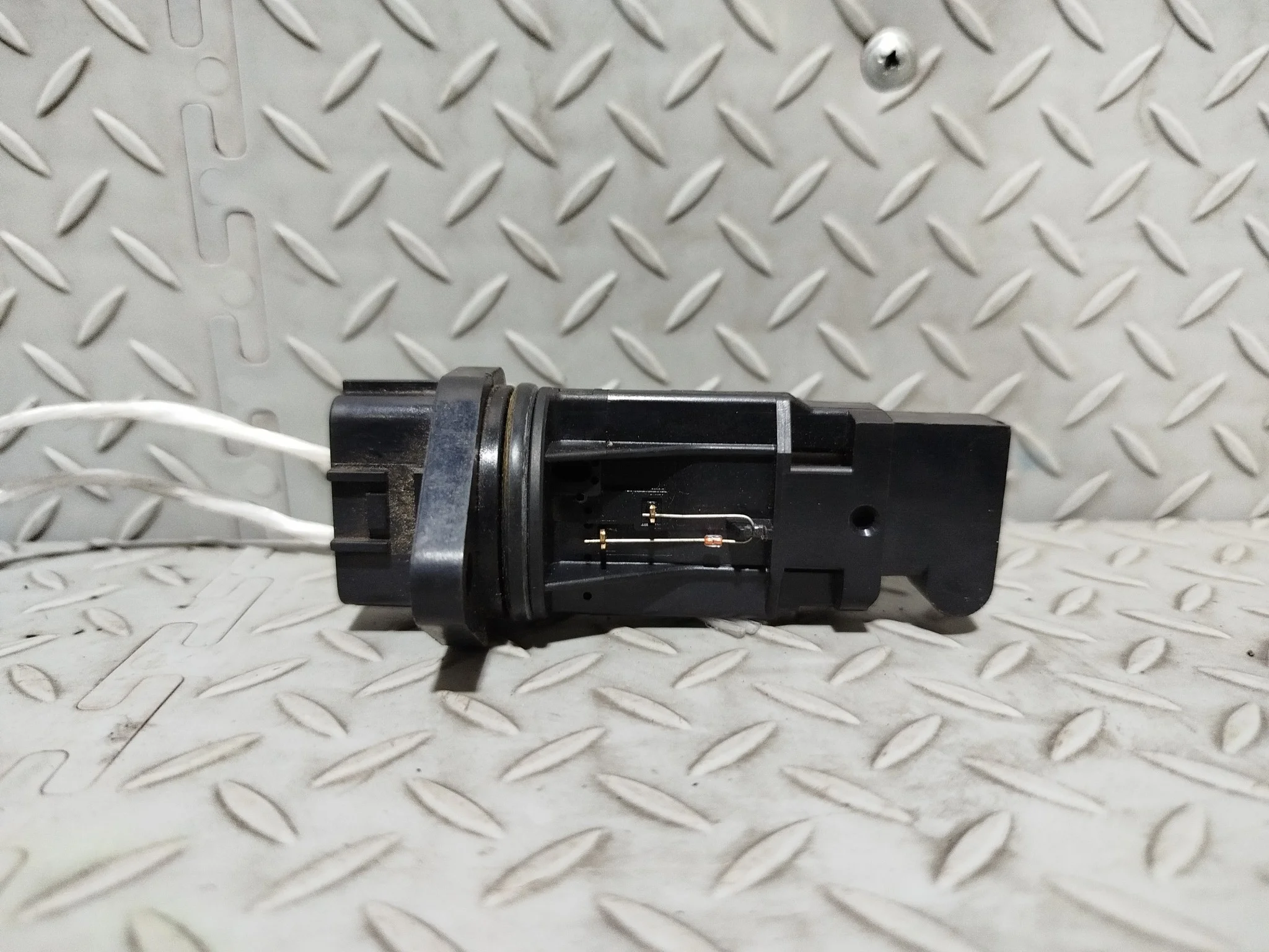 РАСХОДОМЕР NISSAN QR20-DD QR20-DE QR25-DE VQ25-DD VQ30-DD VQ30-DE VQ30-DET VQ35-DE 226806N201 5 КОНТАКТОВ ТОЛСТЫЙ