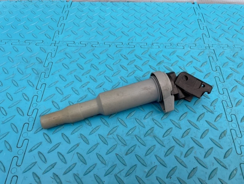 Катушка зажигания Bmw X3 2007 12138616153 E83 N52B25A 2.5